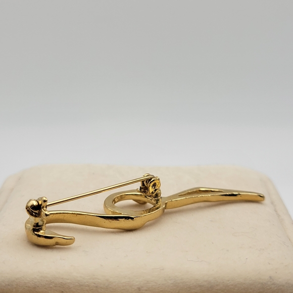 Beautiful Gold Tone Flamingo Brooch - Picture 7 of 7